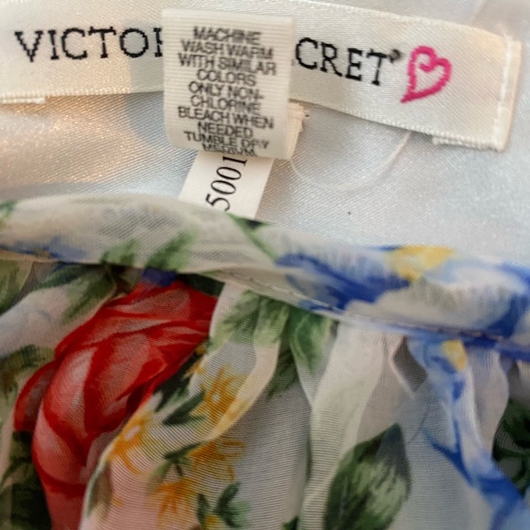 Victoria Secret. Beautiful floral sheer babydoll. EUC size large - Picture 6 of 6